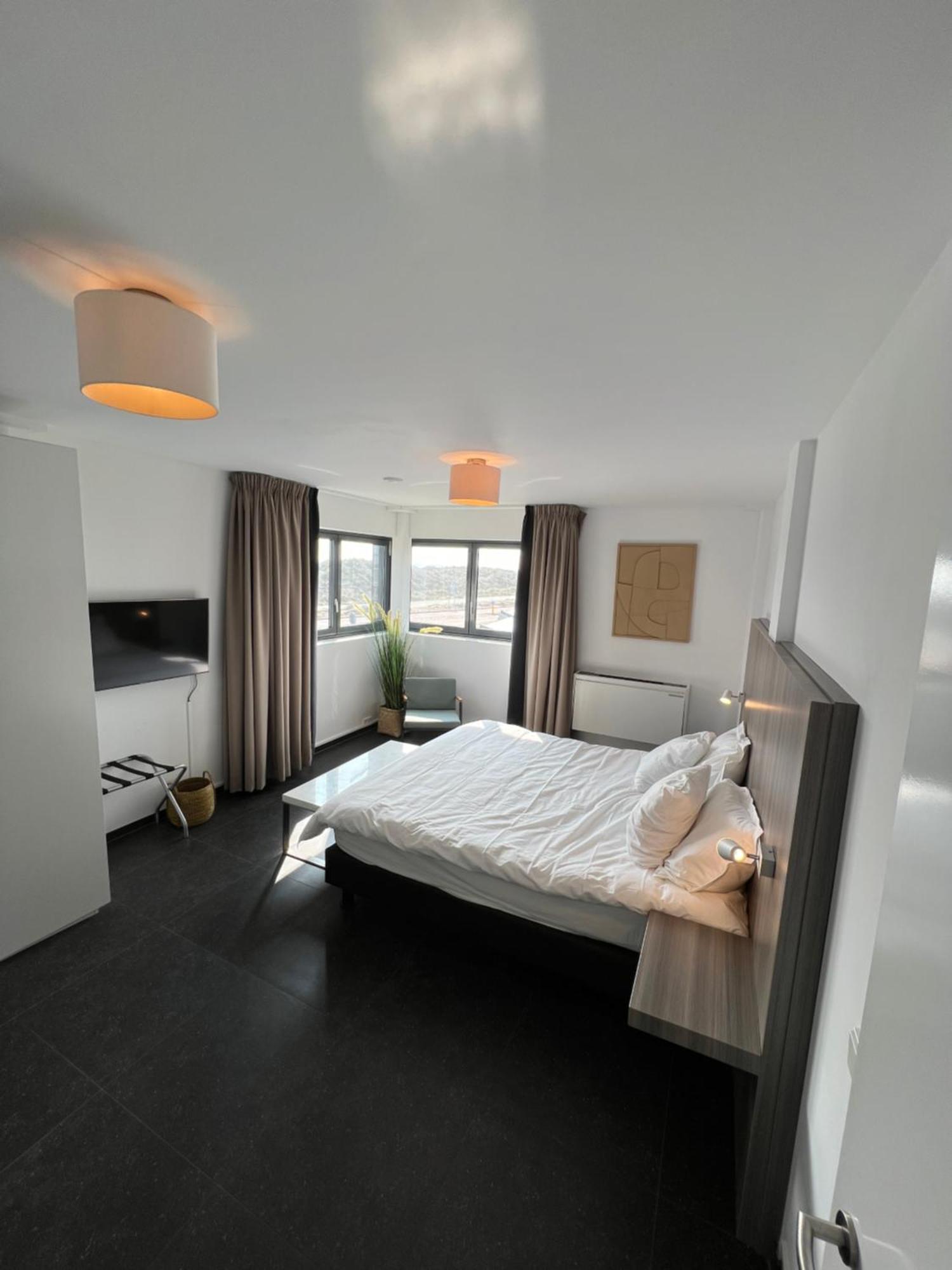 Cala Bassa Beach Boutique Apartments - Beach View Overveen Bagian luar foto